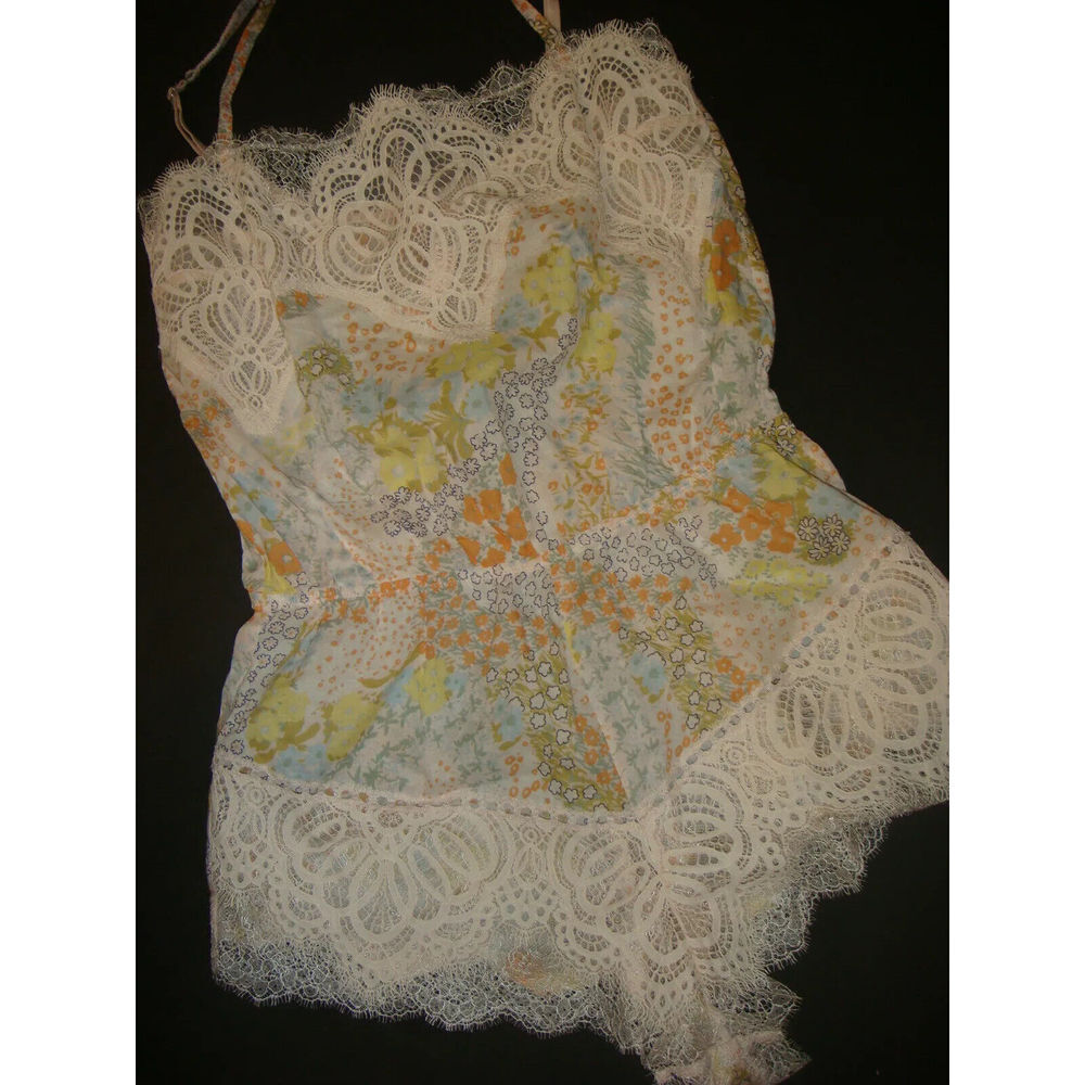 NWT Victoria's Secret XS ROMPER teddy ivory BEIGE orange blue floral cotton Lace